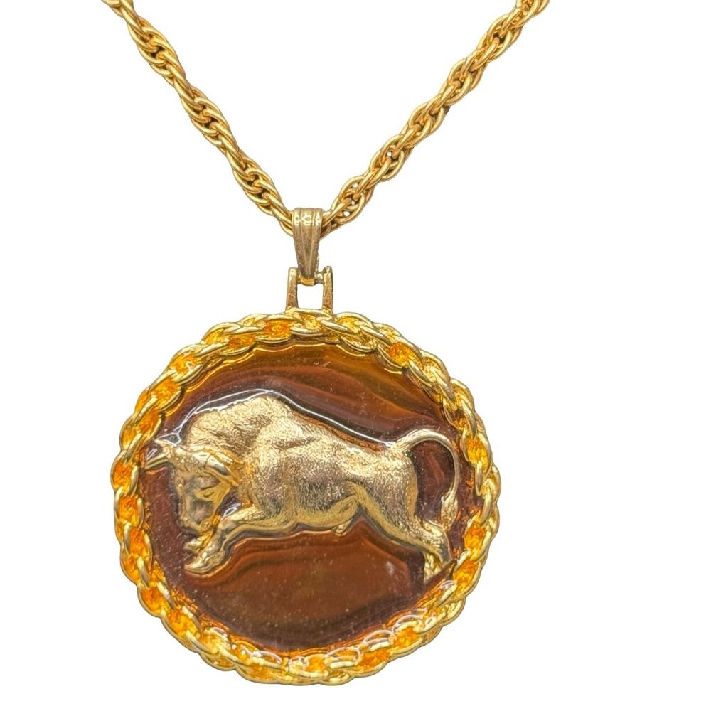 Vintage Taurus Gold-Tone Enamel Zodiac Bull Pendant Necklace On Rope Chain 24"